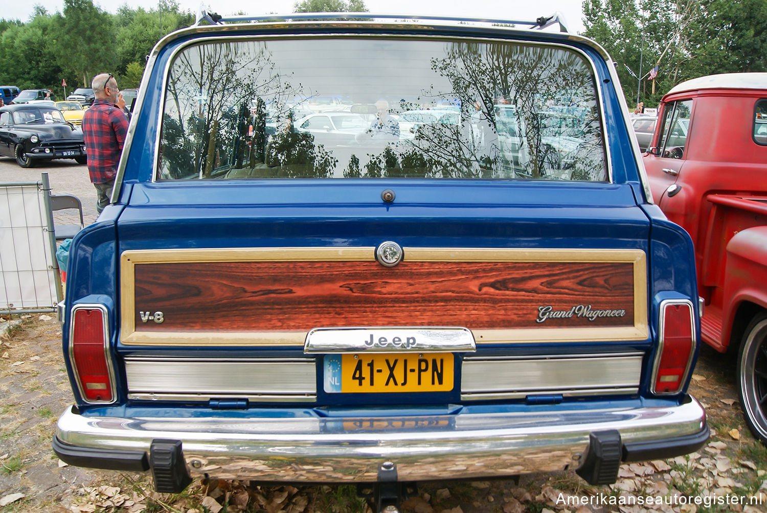 Jeep Grand Wagoneer uit 1987